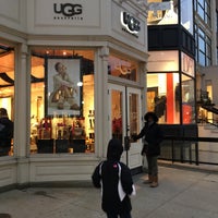Ugg store newbury st deals