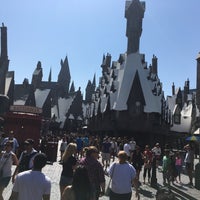 Photo taken at The Wizarding World of Harry Potter by Alexander V. on 8/31/2016