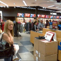 Finish line in countryside mall Clearance