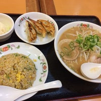 Photo taken at 光麺 上野店 by Navarat Tomi L. on 6/29/2015