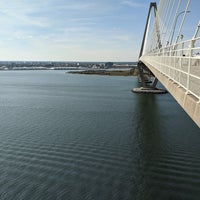 Foto tirada no(a) Arthur Ravenel Jr. Bridge por Danielle F. em 11/25/2023