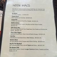 Foto tirada no(a) The Nook Restaurant por Charlotte em 6/18/2016