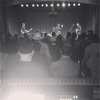 Foto diambil di Live Oak Music Hall &amp;amp; Lounge oleh Cal Q. pada 3/20/2013