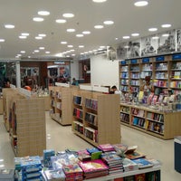 รูปภาพถ่ายที่ Cia. dos Livros - Pátio Shopping Maceió โดย Deriky P. เมื่อ 10/28/2016