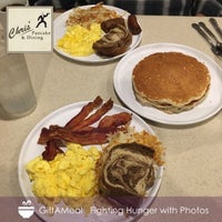 Photo taken at Chris&amp;#39; Pancake and Dining by Keren G. on 10/29/2019