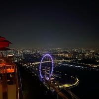 Foto diambil di CÉ LA VI Singapore oleh Aseel M. pada 5/15/2024