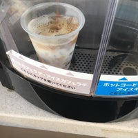 Photo taken at 7-Eleven by まさ 尼. on 8/23/2018