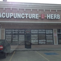 Photo taken at Houston Acupuncture and Herb Clinic by Christine A. on 1/6/2014