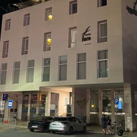 Photo prise au Hotel Faro par 𝓜𝓻 𝓨𝓾𝓷𝓾𝓼 le5/19/2022
