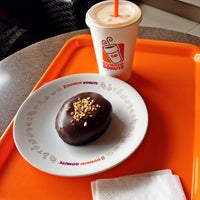 Photo taken at Dunkin&#39; by SiikecilNiaragustinne .. on 7/8/2015