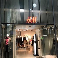 Photo taken at H&amp;amp;M GINZA by Chu C. on 10/8/2017
