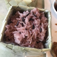 Photo taken at Som Tum Khun Khan by Porziie M. on 1/24/2020