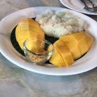 Photo taken at Som Tum Khun Khan by Porziie M. on 1/24/2020