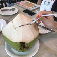 Photo taken at Som Tum Khun Khan by Porziie M. on 1/24/2020