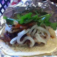 รูปภาพถ่ายที่ Pork Belly Grub Shack โดย Mike S. เมื่อ 4/17/2013