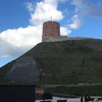 Foto diambil di Gedimino Pilies Bokštas | Gediminas’ Tower of the Upper Castle oleh Conor M. pada 10/1/2018