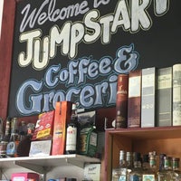 รูปภาพถ่ายที่ Jump Start Coffee &amp;amp; Grocery โดย Conor M. เมื่อ 2/12/2018