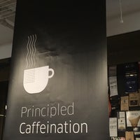 รูปภาพถ่ายที่ Principled Caffeination โดย Conor M. เมื่อ 12/15/2017