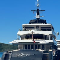 Foto tirada no(a) Yacht Haven Grande por Conor M. em 11/26/2023