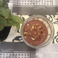 Foto diambil di La Bella Vita oleh Julieta R. pada 8/13/2018