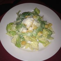 Das Foto wurde bei Lucca Restaurant von Lamont G. am 12/31/2012 aufgenommen