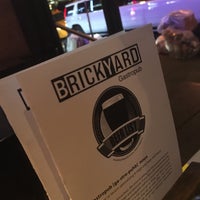 Foto tirada no(a) Brickyard Gastropub por Danny F. em 9/7/2016