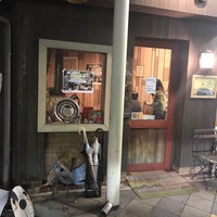 รูปภาพถ่ายที่ com-cafe 三八屋 โดย Verde C. เมื่อ 4/26/2018