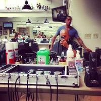 Photo taken at Mojo Barbershop by Doc R. on 5/30/2013