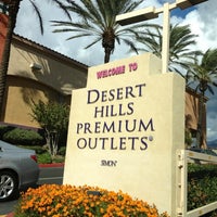 nike desert hills premium outlets
