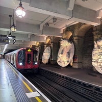 Photo taken at Gloucester Road London Underground Station by Big R. on 11/12/2023