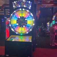 Photo taken at Dave &amp;amp; Buster&amp;#39;s by Dr.Mema . on 7/9/2023