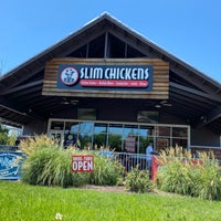 Foto tirada no(a) Slim Chickens por J C. em 8/8/2020