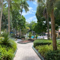 Снимок сделан в Renaissance Boca Raton Hotel пользователем J C. 5/9/2020