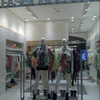 Photo taken at Fashion Closet by Deise S. on 10/21/2012