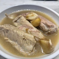Photo taken at SONG FA bak kut teh 肉骨苶 by Coral S. on 6/13/2023