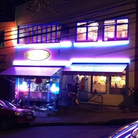 Das Foto wurde bei Mito Burger Original Diner von Claris F. am 12/22/2012 aufgenommen