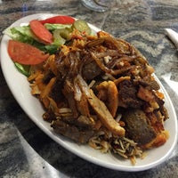 Das Foto wurde bei Al-Sham Restaurant von Sameer&amp;#39;s E. am 11/3/2014 aufgenommen