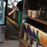Photo taken at Starbucks by Eduardo Andres M. on 6/19/2018