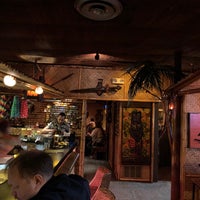 3/5/2022 tarihinde Erik R.ziyaretçi tarafından Hala Kahiki Tiki Bar &amp;amp; Lounge'de çekilen fotoğraf