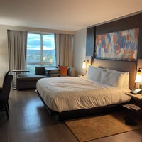 รูปภาพถ่ายที่ Marriott Tulsa Hotel Southern Hills โดย Tiffany G. เมื่อ 11/4/2021