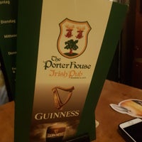 Photo taken at The Porterhouse Irish Pub by Louis C. on 7/27/2019