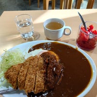 Photo taken at カレーの店キッチンヨッチ by Naoki K. on 1/12/2024