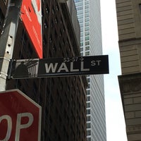 Foto tirada no(a) 44 Wall Street por José D. em 5/30/2016