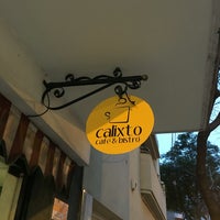 Das Foto wurde bei Calixto Café von José D. am 7/1/2016 aufgenommen