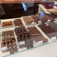 Photo taken at Anettes Chocolate Factory by Osamu Y. on 5/31/2021