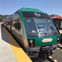 Photo taken at San Rafael SMART Station by Osamu Y. on 9/9/2017