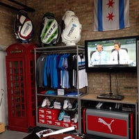 9/20/2013 tarihinde Ken K.ziyaretçi tarafından Chicago Style Golf'de çekilen fotoğraf