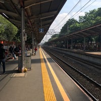 Photo taken at Stasiun Duren Kalibata by Nunik R. on 10/8/2017