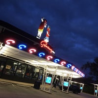 Das Foto wurde bei Superdawg Drive-In von Ozzy am 8/4/2020 aufgenommen