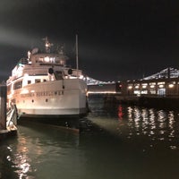 12/9/2019 tarihinde Sara W.ziyaretçi tarafından Hornblower Cruises &amp;amp; Events'de çekilen fotoğraf